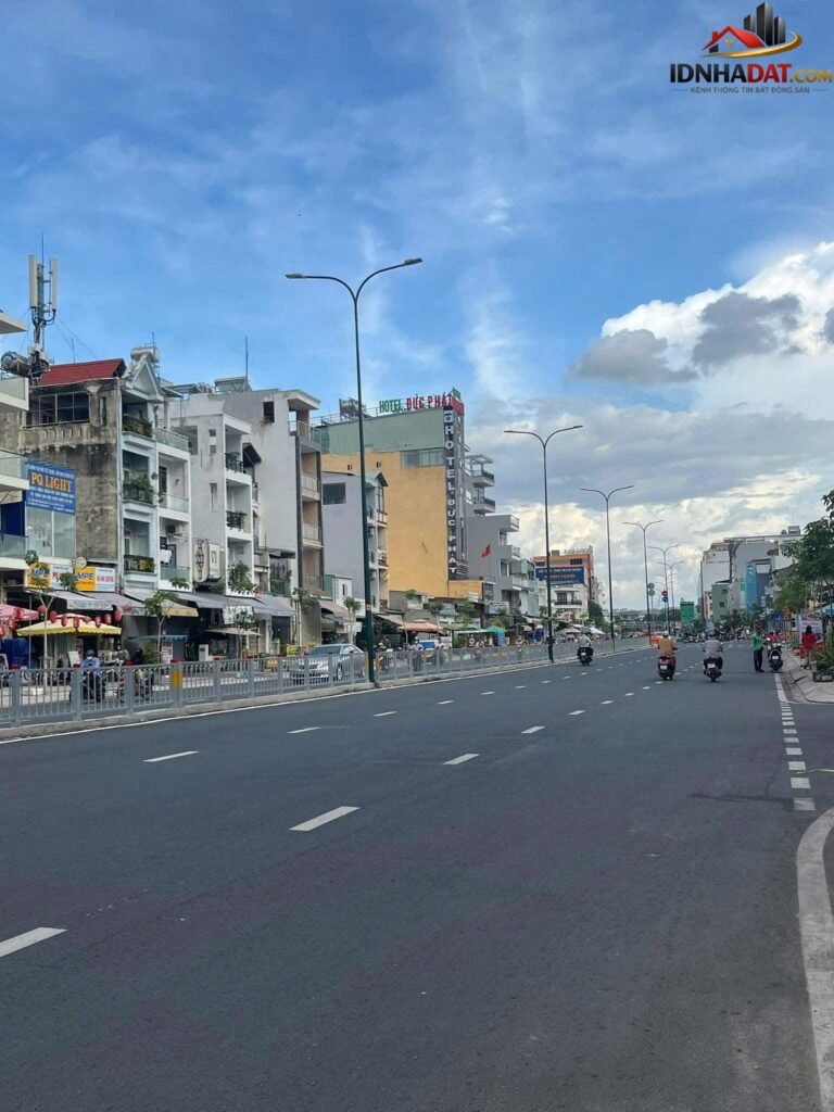 Hẻm xe hơi 7 chỗ dương quảng hàm – 5 tầng &#… – Bán nhà mặt phố Quận Bình Thạnh – TP Hồ Chí Minh giá 7 – 10 tỷ