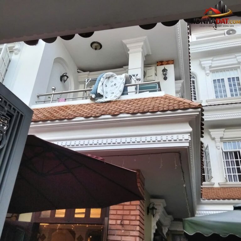 Sang nhượng tòa nhà căn hộ dịch vụ quán cafe/quán ăn Đường Trần Hữu Trang – Phường cũ 10 Quận Phú Nhuận – Phường mới 10 – Thành phố Hồ Chí Minh 1500m2 1.2 tỷ