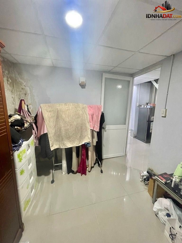 hiếm nhà ngang lớn 6.3m2- 46.1m2- chỉ có 3.8t- đ.tôn đản- thông ra chợ 200 đ.xóm chiếu- kế bên Bán nhà đất Đường Tôn Đản – Phường cũ 15 Quận 4 – Phường mới 15 – Thành phố Hồ Chí Minh 46m2 3.8 tỷ