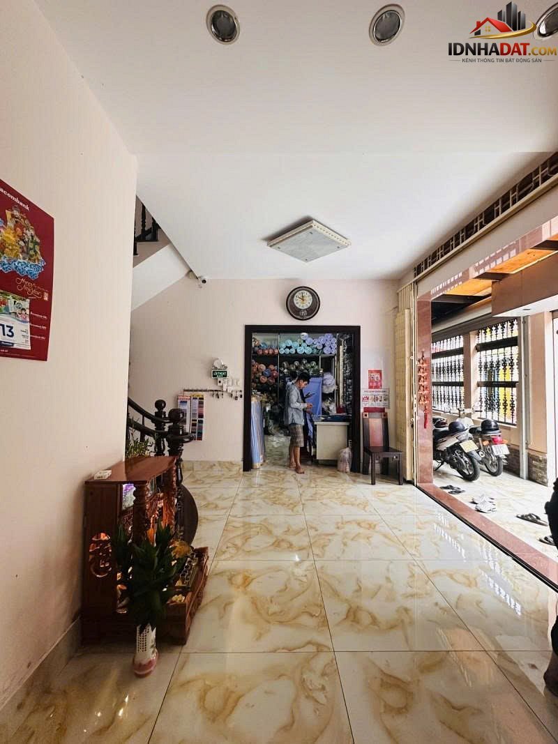 Bán nhà mặt tiền Ca Văn Thỉnh – Phường cũ 11 Quận Tân Bình – Phường mới 11 – Thành phố Hồ Chí Minh 93m2 17.5 tỷ