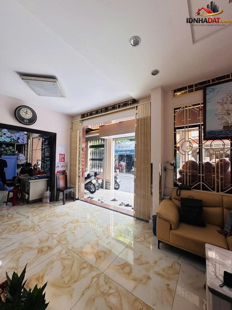 Bán nhà mặt tiền Ca Văn Thỉnh – Phường cũ 11 Quận Tân Bình – Phường mới 11 – Thành phố Hồ Chí Minh 93m2 17.5 tỷ