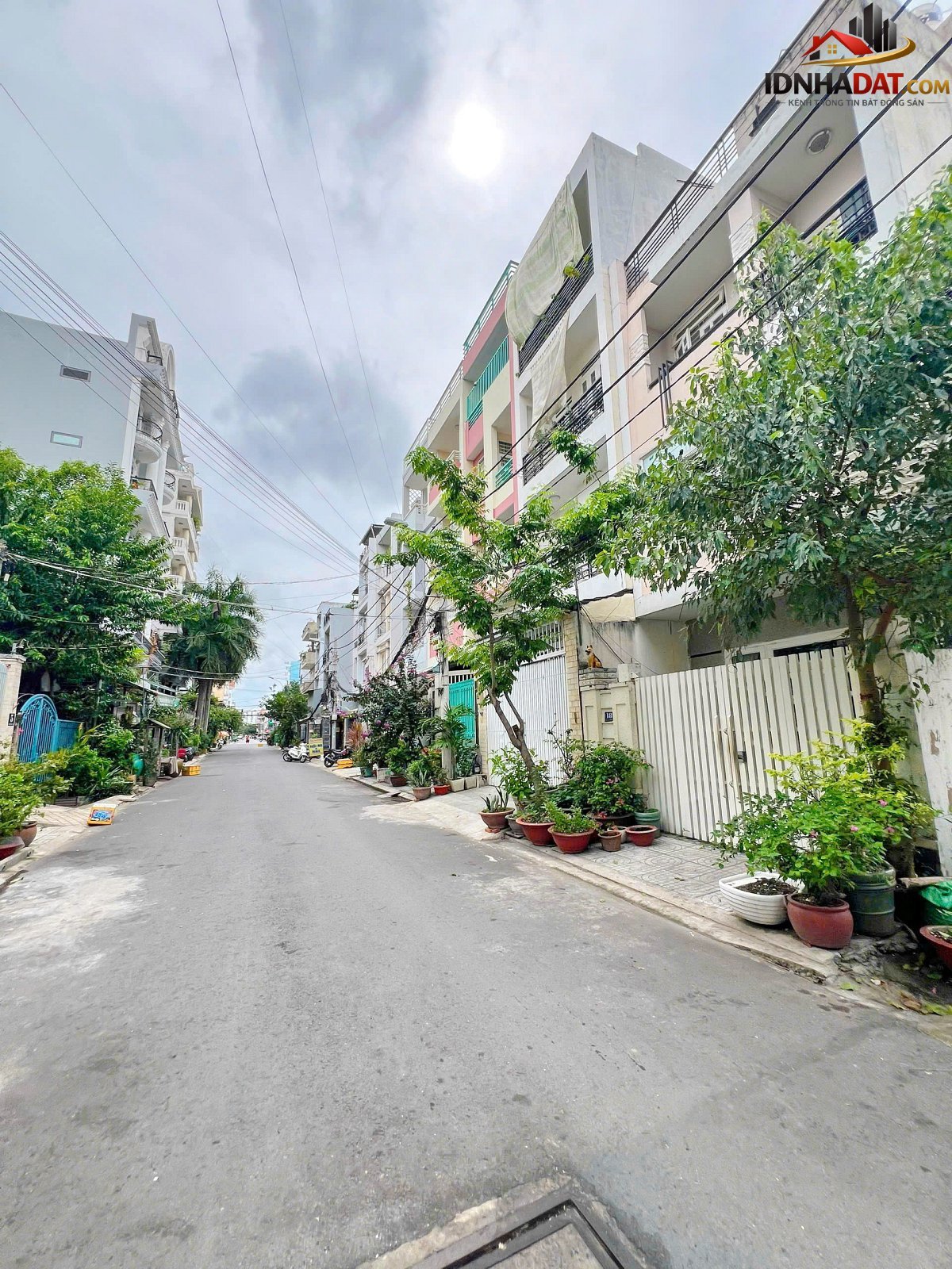 Lô đất full thổ cư cực đẹp Mặt Tiền ĐS Lâm Văn Bền. Quận 7 – Bán nhà đất Đường Lâm Văn Bền – Phường cũ Quận 7 – Phường mới Quận 7 – Thành phố Hồ Chí Minh 73m2 14.2 tỷ