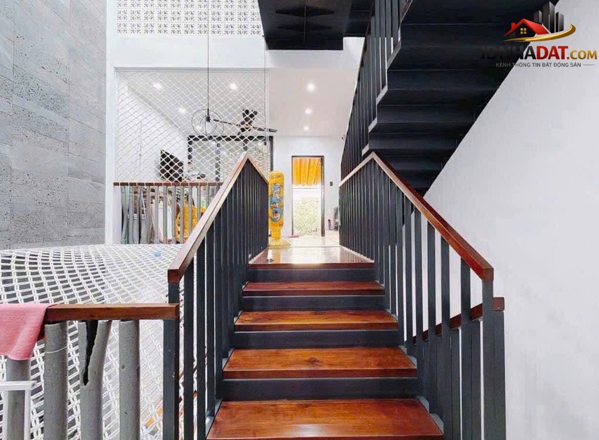 Nhà đẹp 4 tầng lâm văn bền, quận 7 – 100m2 – giá 12.3 tỷ – Bán nhà đất Đường 1 – Phường cũ Bình Thuận Quận 7 – Phường mới Bình Thuận – Thành phố Hồ Chí Minh