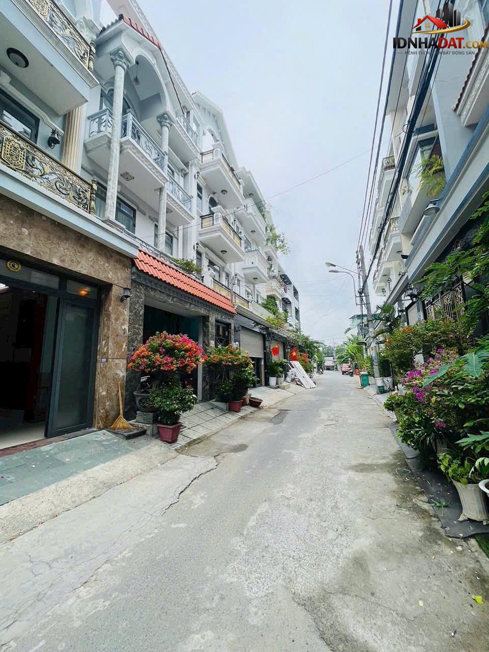 Nhà hẻm xe hơi đào tông nguyên, ngang 6m, 81m2, 8…. – Bán nhà trong ngõ, hẻm Huyện Nhà Bè – TP Hồ Chí Minh giá 7 – 10 tỷ