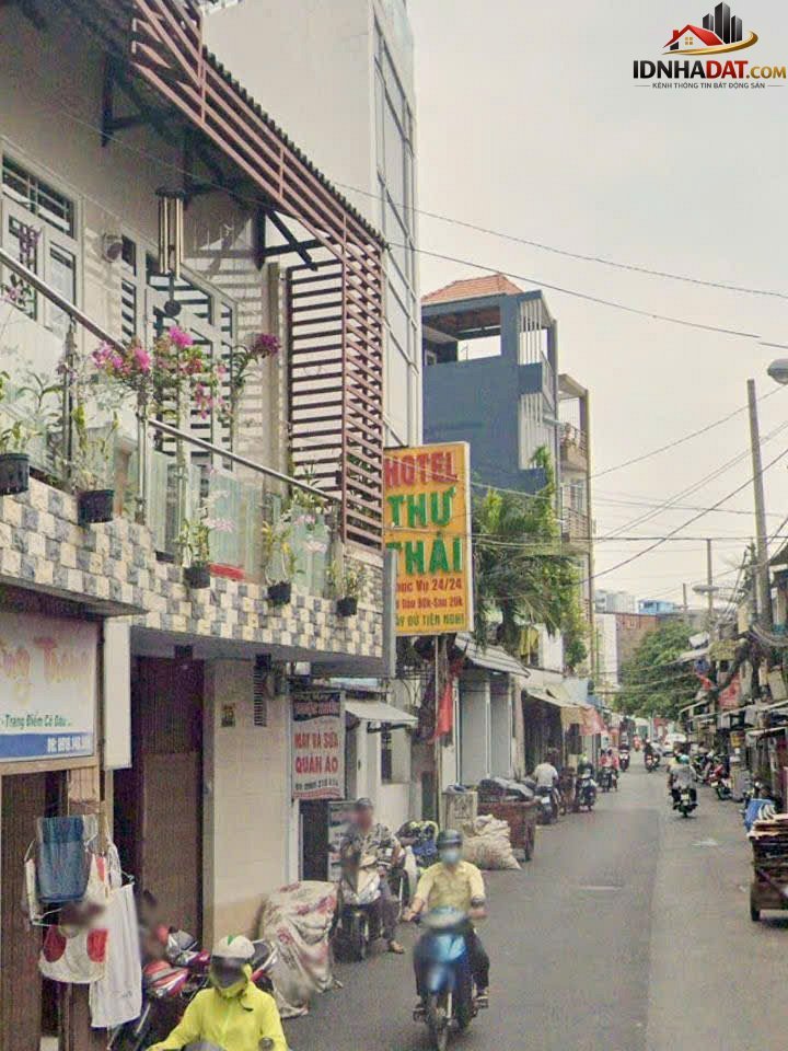 Chính chủ bán gấp giá sốc. cơ hội hiếm sở hữu nhà mặt tiền trần văn đang quận 3 – Đường Trần Văn Đang – Phường cũ 9 – Phường mới 9 – Thành phố Hồ Chí Minh – Diện tích 65m2 – Giá 15 tỷ
