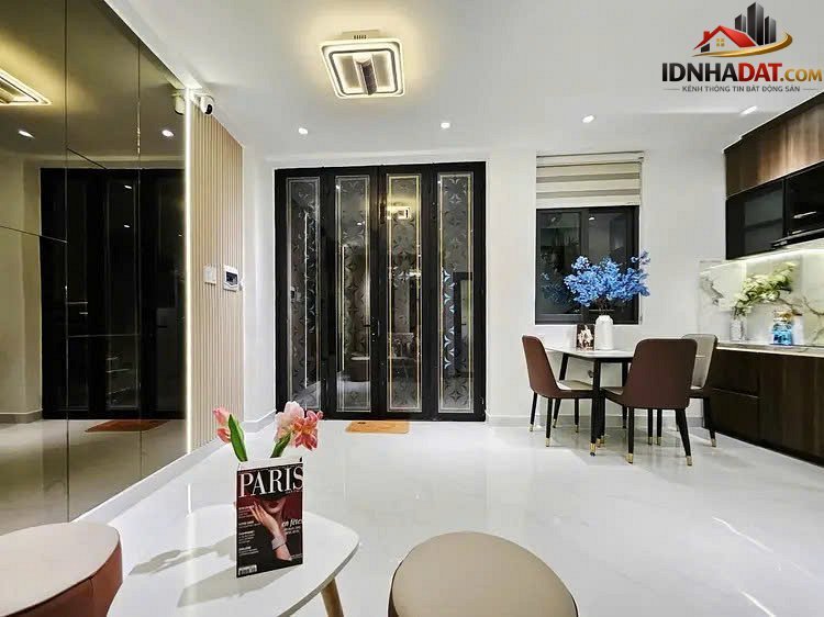 Siêu phẩm 3 tầng – nhà mới full nội thất- ch… – Bán nhà trong ngõ, hẻm Quận Tân Phú – TP Hồ Chí Minh giá 3 – 5 tỷ