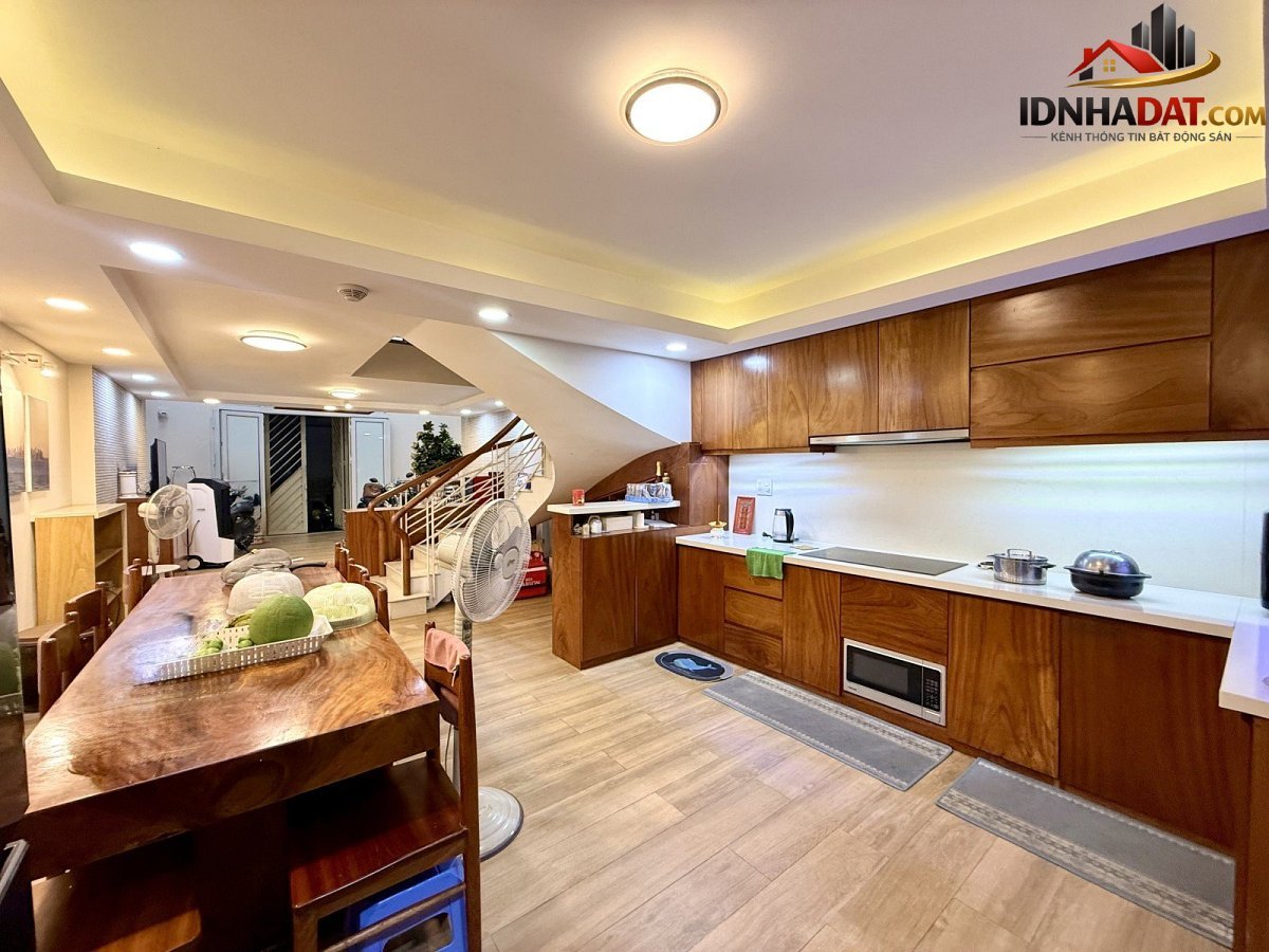 Bán nhà đất Đường Sư Vạn Hạnh – Phường cũ 13 Quận 10 – Phường mới 13 – Thành phố Hồ Chí Minh 63m2 18.5 tỷ
