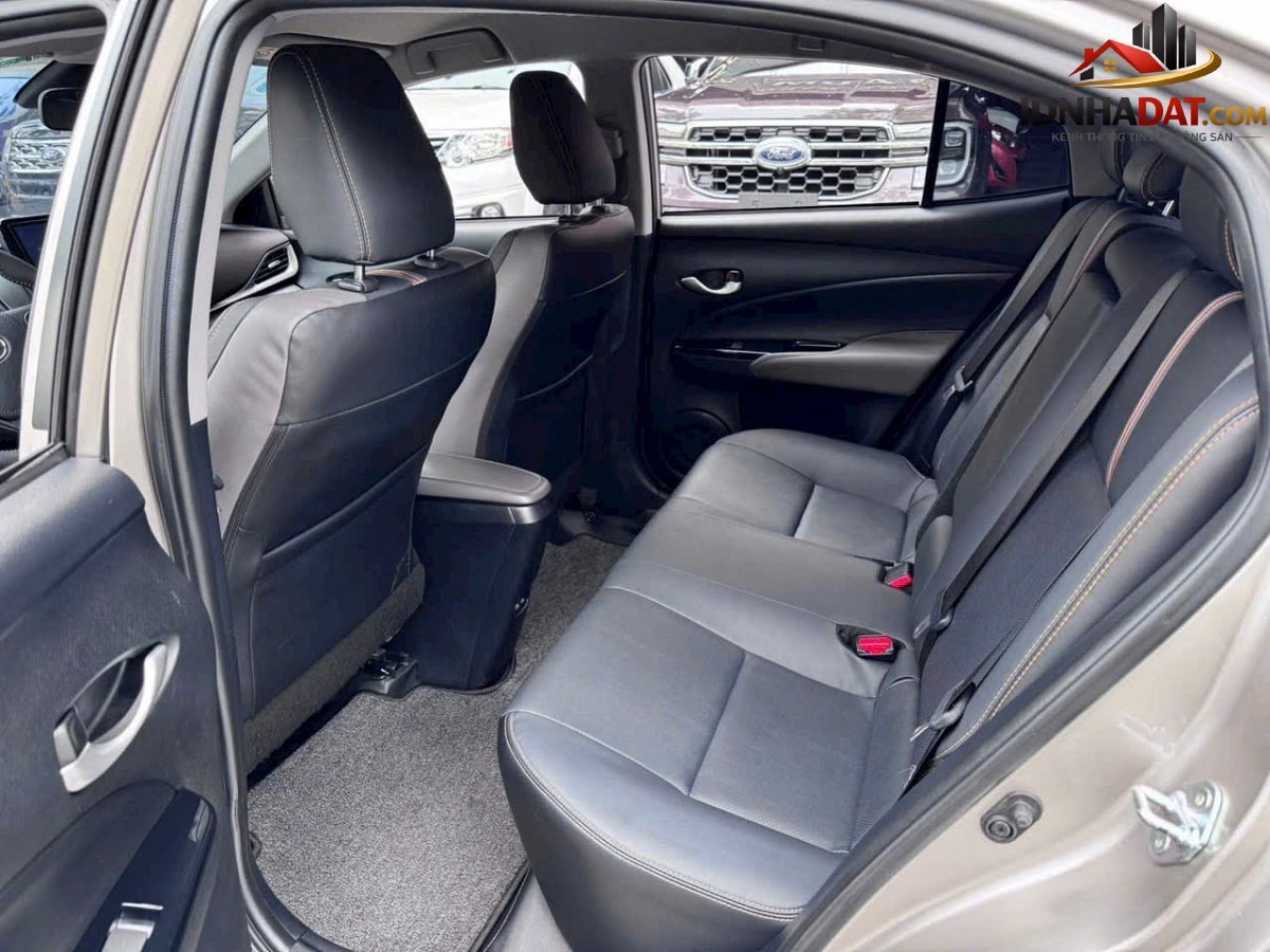 Xe lướt giá mềm – Bán nhà đất Đường 15B – Phường cũ Bến Nghé – Quận 1 – Thành phố Hồ Chí Minh