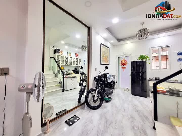 Bán nhà đất Đường Trịnh Đình Trọng – Phường cũ Hòa Thạnh Quận Tân Phú – Thành phố Hồ Chí Minh 44m2 8.8 tỷ