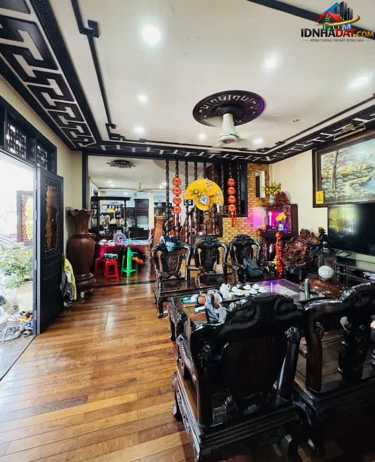 Bán nhà đất Đường Lý Chiêu Hoàng – Phường cũ Bình Phú Quận 6 – Thành phố Hồ Chí Minh 200 m² 75 tỷ