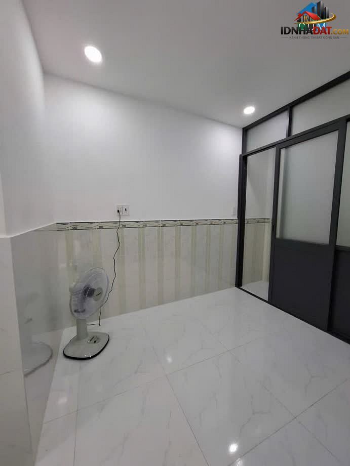 Bán nhà đất Đường Âu Cơ – Phường cũ Phú Trung Quận Tân Phú – Thành phố Hồ Chí Minh 12 m² 1840000000
