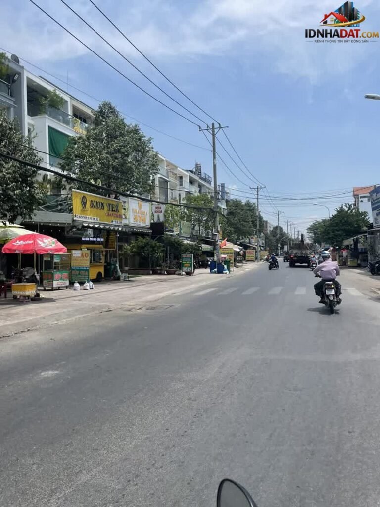 Bán nhà mặt phố Đường Nguyễn Thị Búp – Phường cũ Tân Chánh Hiệp Quận 12 – Thành phố Hồ Chí Minh diện tích 296 m² giá 17 tỷ