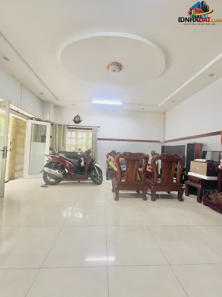Bán nhà đất Đường Dương Đức Hiền – Phường cũ… – Bán nhà trong ngõ, hẻm Quận Tân Phú – TP Hồ Chí Minh giá 7 – 10 tỷ