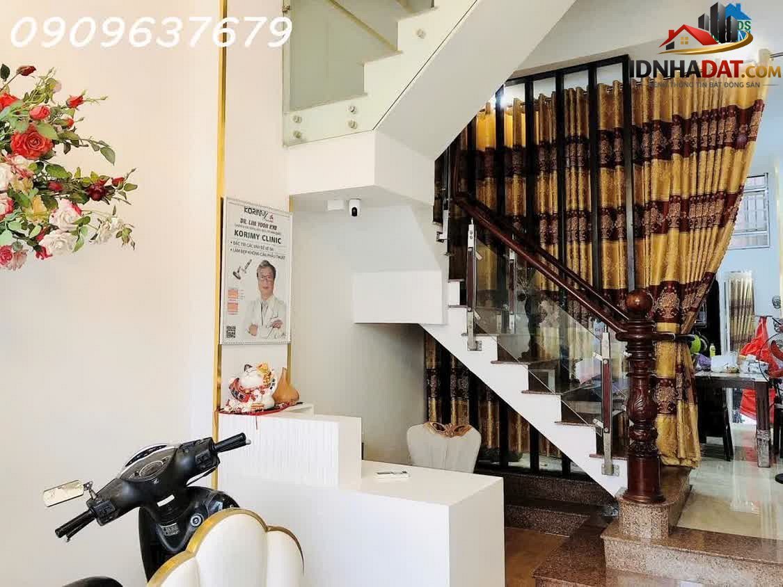 Bán nhà đất Đường Minh Phụng – Phường cũ Không xác định Quận 11 – Thành phố Hồ Chí Minh – Diện tích 40m² – Giá 8.5 tỷ