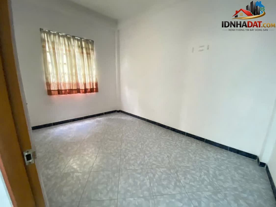 Bán nhà đất Đường Lạc Long Quân – Phường cũ Quận 11 – Thành phố Hồ Chí Minh 48 m2 – 8.4 tỷ