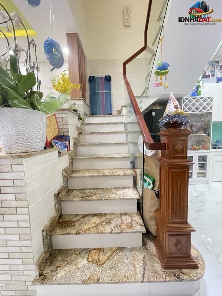 Bán nhà đất Đường Lạc Long Quân – Phường cũ Không xác định Quận Tân Bình – Thành phố Hồ Chí Minh 62 m² 7.3 tỷ