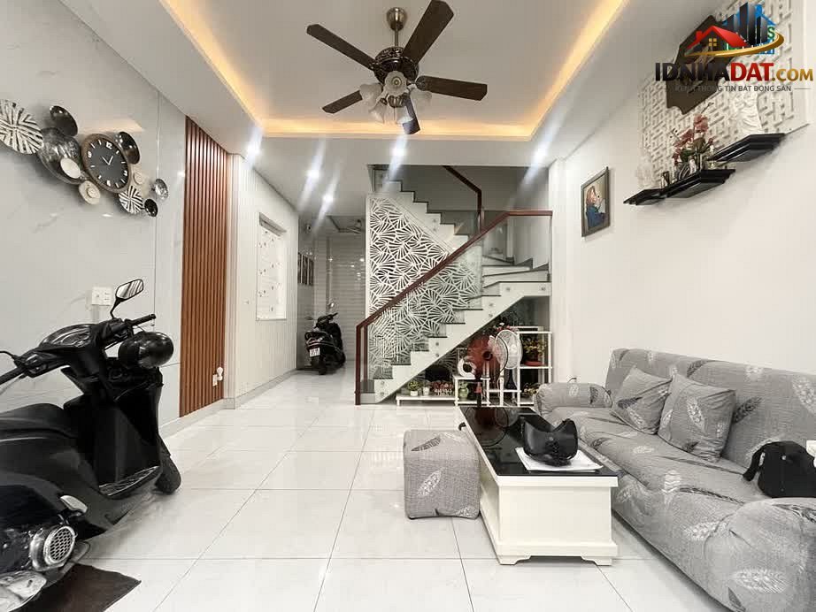 Bán nhà đất Đường Cách Mạng Tháng Tám – Phường cũ Tân Sơn Nhất Quận Tân Bình – Thành phố Hồ Chí Minh 50m2 7.35 tỷ
