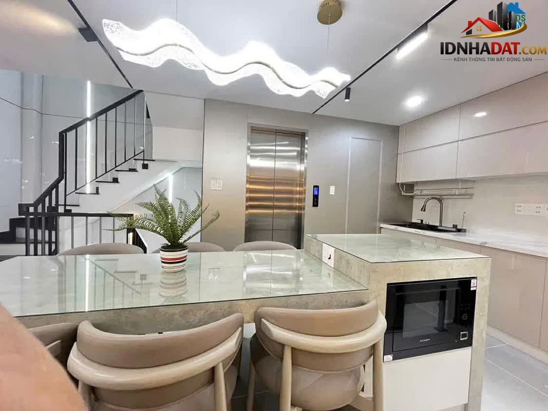 Bán nhà đất Đường Hòa Bình – Phường cũ Hiệp Tân Quận Tân Phú – Thành phố Hồ Chí Minh 45 m² 9.399 tỷ