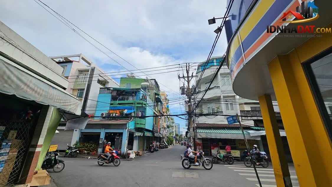 Bán nhà đất Đường Bàu Cát – Phường cũ 12 Quận Tân Bình – Thành phố Hồ Chí Minh diện tích 132 m² giá 18000000000