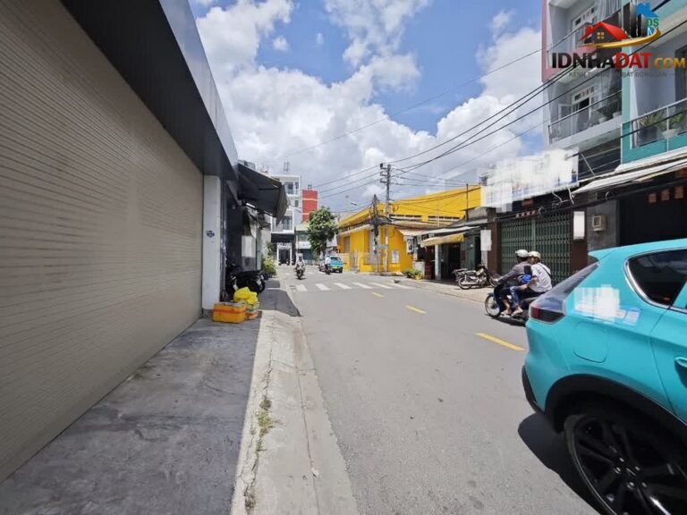 Bán nhà đất Đường Trịnh Đình Trọng – Phường cũ Tân Phú – Thành phố Hồ Chí Minh 110 m² 10.8 tỷ