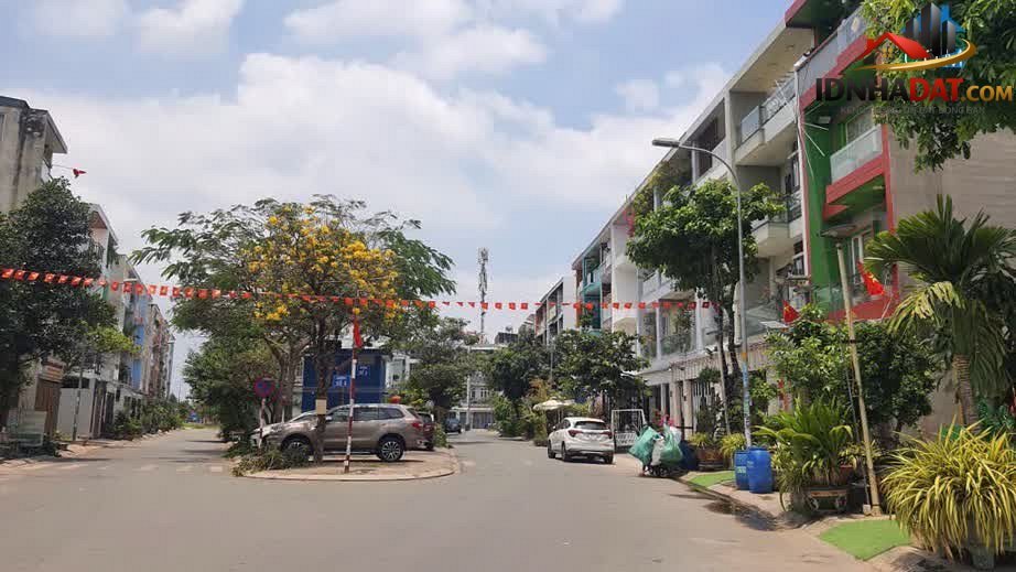 Bán đất Đường Trần Văn Giàu – Phường cũ Tân Tạo A Quận Bình Tân – Thành phố Hồ Chí Minh 1200 m² 70 tỷ