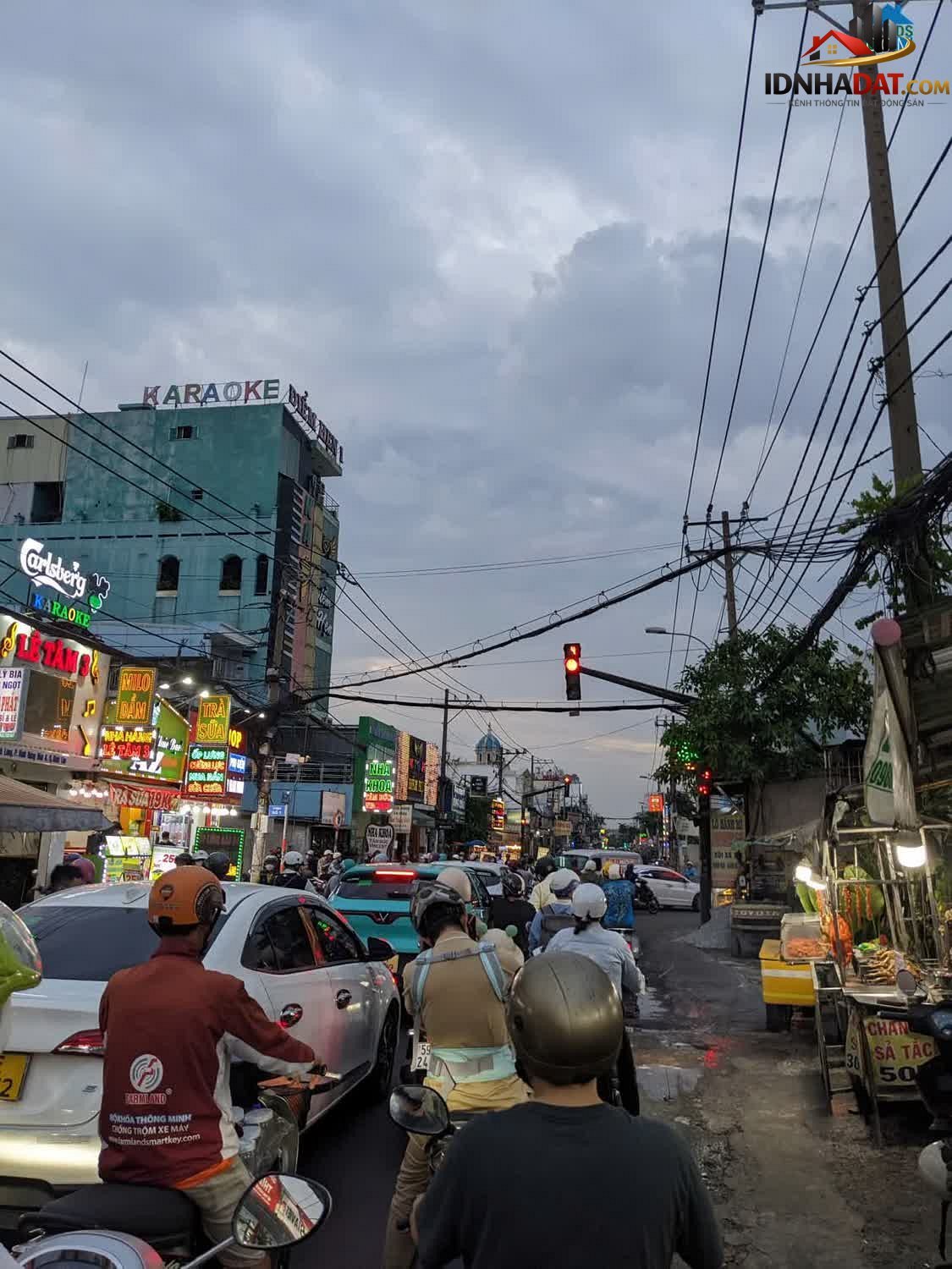 Bán nhà đất Đường Bình Long – Phường cũ Phú Thạnh Quận Tân Phú – Thành phố Hồ Chí Minh diện tích 220 m² giá 27500000000