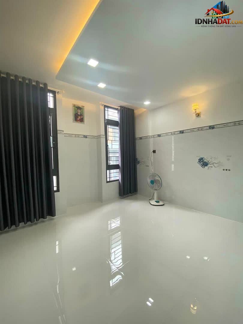Bán nhà đất Đường Kênh Tân Hóa – Phường cũ Không xác định Quận 6 – Thành phố Hồ Chí Minh Diện tích 80 m² – Giá 7.5 tỷ