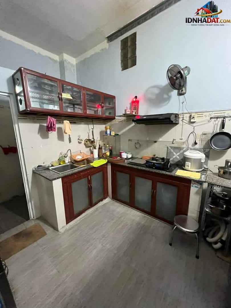 Bán nhà đất Đường Lò Gốm – Phường cũ Không xác định Quận 6 – Thành phố Hồ Chí Minh – Diện tích 72 m² – Giá 4.5 tỷ
