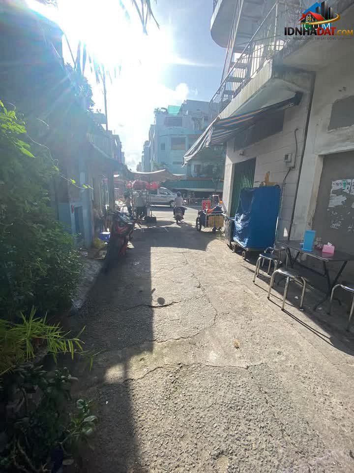 Bán nhà đất Đường Hậu Giang – Quận 6 – Thành phố Hồ Chí Minh 70 m² 8.7 tỷ