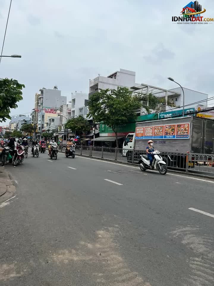 Bán nhà đất Đường Bà Hom – Phường cũ Quận 6 – Thành phố Hồ Chí Minh 64 m² 6.6 tỷ