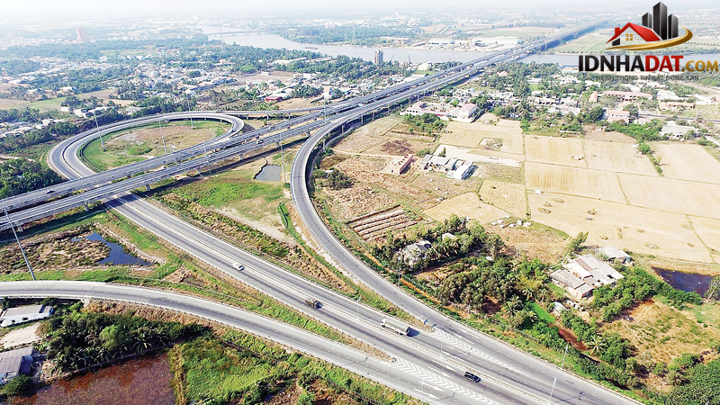 Bất động sản 24h: ĐBSCL tăng tốc loạt siêu hạ tầng; An Giang đề xuất cho xây công trình trên đất lúa- Ảnh 1.