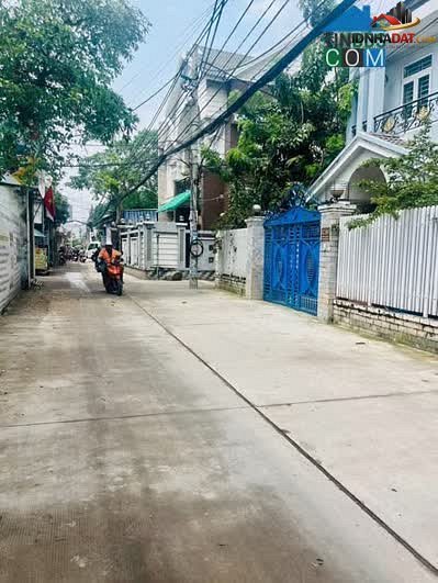 Bán nhà đất Đường Lê Văn Quế – Phường cũ Bình Trị Đông Quận Bình Tân – Thành phố Hồ Chí Minh 4m x 12.5m – 5.15 tỷ