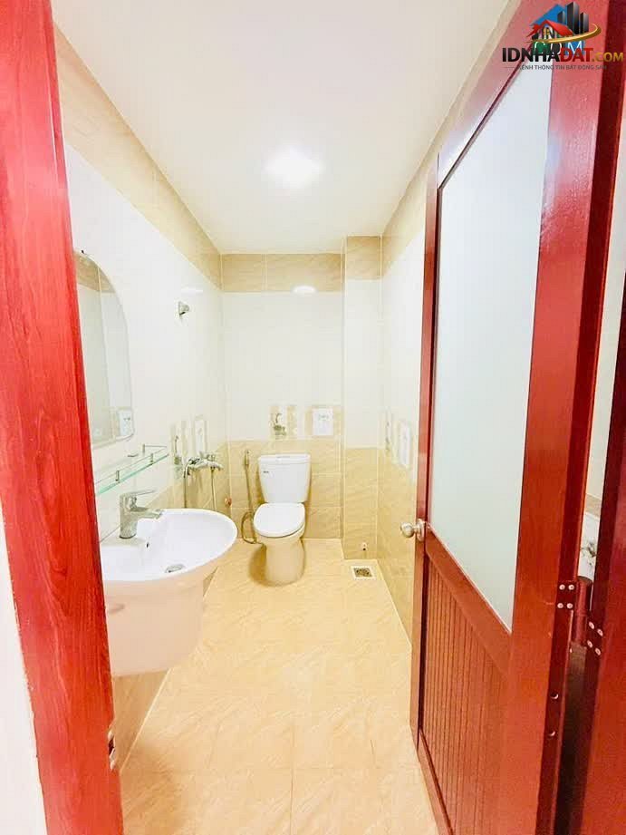 Nhà 2 Tầng – Đường Chiến Lược – Phường cũ Bình Trị Đông Quận Bình Tân – Thành phố Hồ Chí Minh – 30 m² – 3.2 tỷ