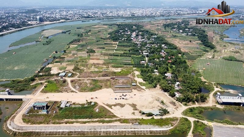 Quảng Ngãi họp bàn với Tập đoàn Sun Group về việc triển khai loạt dự án quy mô lớn- Ảnh 1.