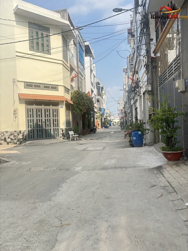Bán nhà đất Đường Lã Xuân Oai – Phường cũ Long Trường Quận 9 – Phường mới Long Trường – Thành phố Hồ Chí Minh 52m2 5.78 tỷ