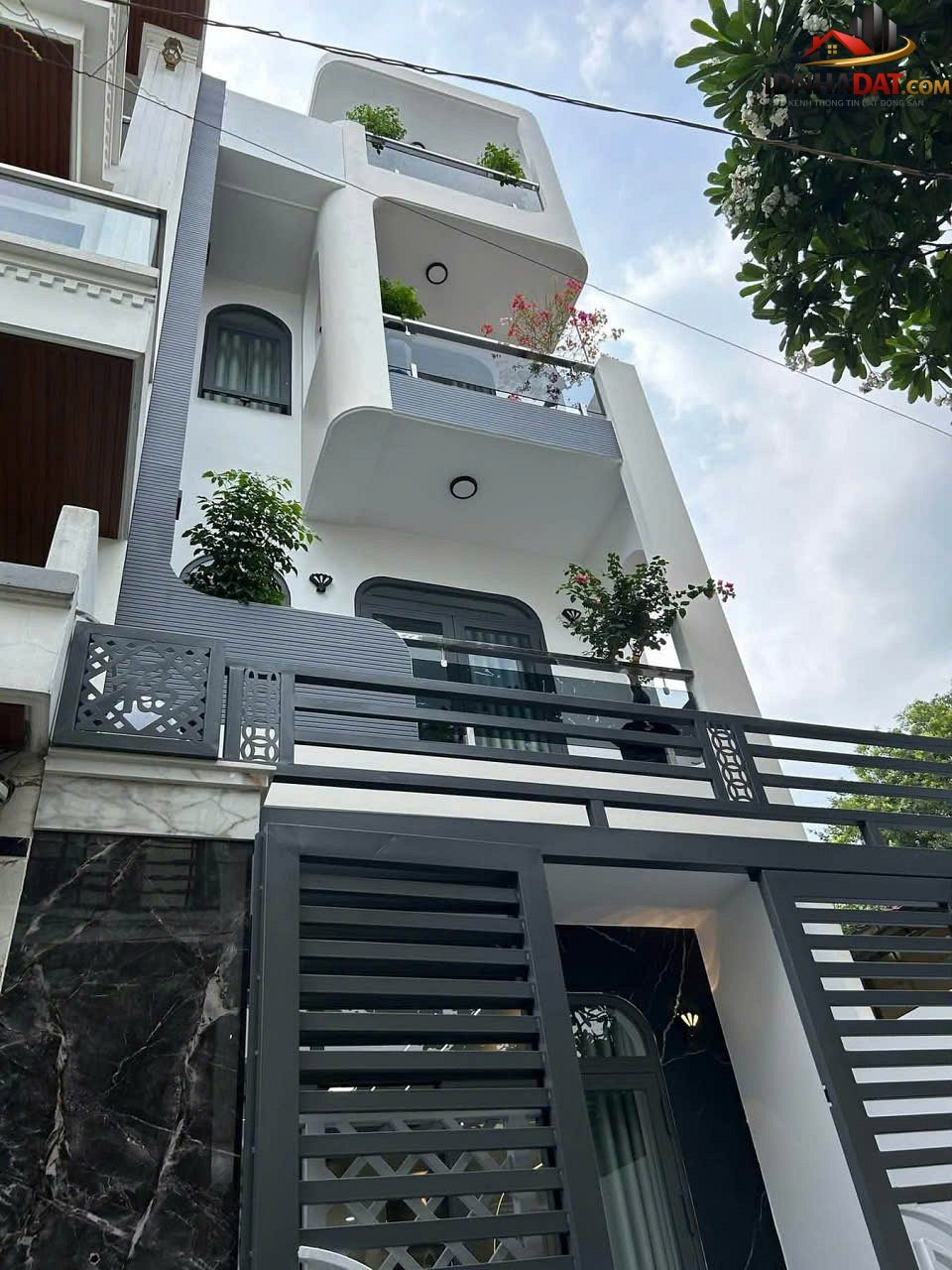 Chính chủ gửi bán nhà đẹp hẻm xe hơi đậu cửa – phường tân thới hiệp – phường mới Tân Thới Hiệp – Thành phố Hồ Chí Minh diện tích 72 m² giá 6.65 tỷ