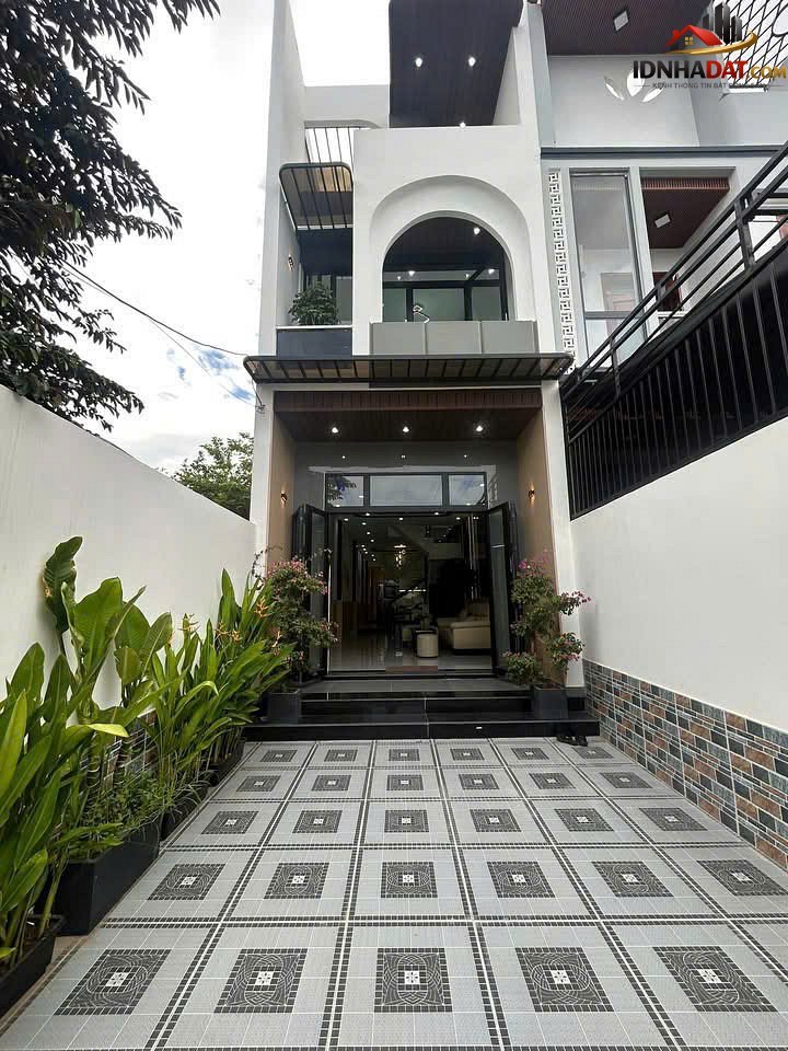 Giảm ngay 300 triệu – bán gấp nhà 2 tầng kiệt ô tô vũ lăng, tp. đà nẵng – full nội thất, chỉ 5.3 tỷ Bán nhà đất Đường Vũ Lăng – Phường cũ Hòa Phát – Huyện Không xác định – Thành phố Đà Nẵng