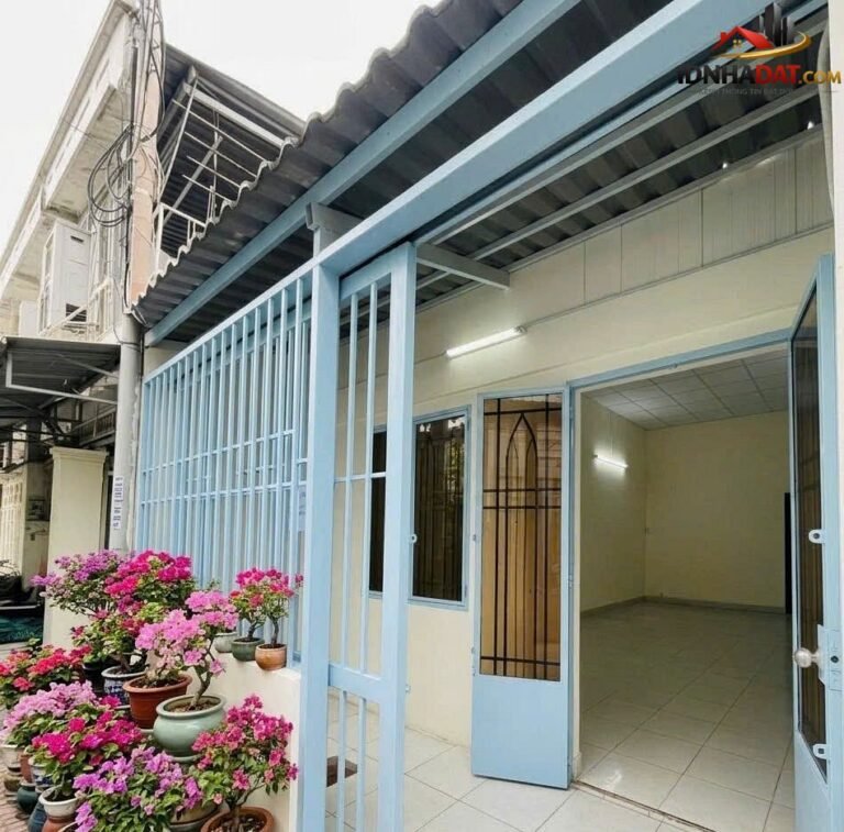 Bán nhà đất Đường Cách Mạng Tháng Tám – Phường cũ 5 Quận Tân Bình – Phường mới Tân Sơn Nhất – Thành phố Hồ Chí Minh 64 m2 6 tỷ