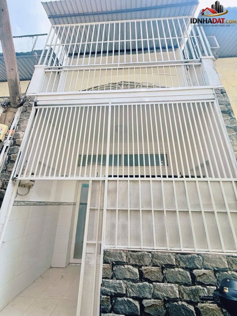 Nhà phố xinh giáp vạn phúc city – 48m2 nhỉnh 4 tỷ – khu vực có nhiều chung cư, tiện ích đầy đủ Bán nhà đất Đường Quốc Lộ 13 – Phường cũ Hiệp Bình Chánh Quận Thủ Đức – Phường mới Hiệp Bình Chánh – Thành phố Hồ Chí Minh