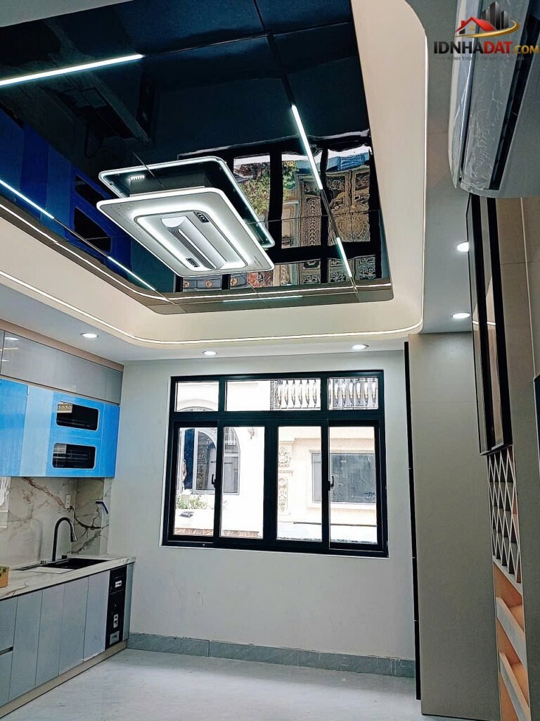 Xe hơi tránh nhau, thang máy 450kgs – Đường … – Bán nhà trong ngõ, hẻm Quận Bình Tân – TP Hồ Chí Minh giá 7 – 10 tỷ