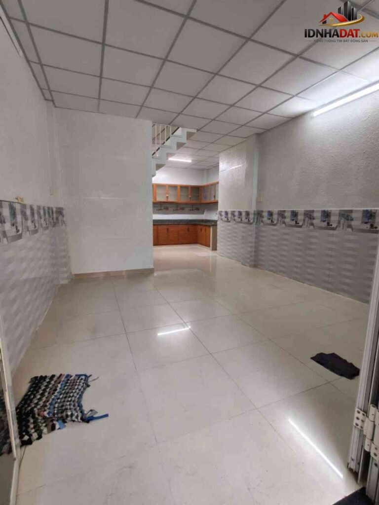 Chủ kẹt tiên chữa bệnh cho mẹ nên cần bán căn nhà tâm huyết 36m2 ngay âu cơ chỉ 3.5 tỷ – Bán nhà đất Đường Dương Văn Dương – Phường cũ Tân Quý Quận Tân Phú – Phường mới Tân Quý – Thành phố Hồ Chí Minh