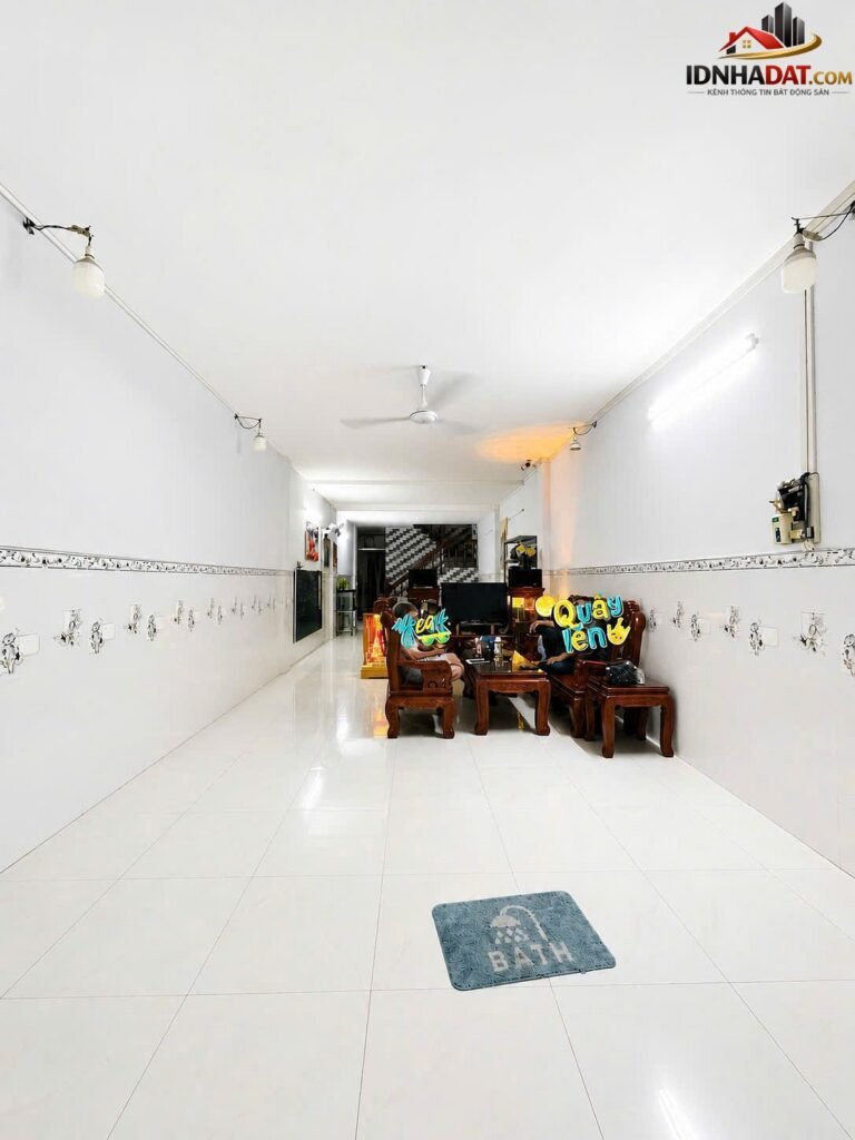 Chính chủ bán nhà mặt phố kd sát chợ 92m2 12.9 tỷ – Đường Đặng Minh Trứ – Phường 10 – Quận Tân Bình – Thành phố Hồ Chí Minh