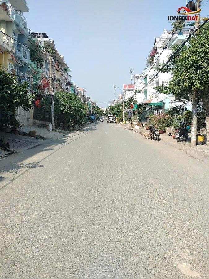Bán gấp nhà mặt tiền đường số 12 – Phường cũ Phú Định Quận 8 – Phường mới Phú Định – Thành phố Hồ Chí Minh diện tích 85m2 giá 9.5 tỷ