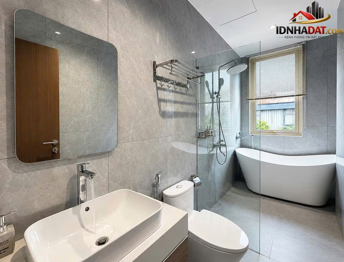 Villa hồ bơi nguyễn đình hoàn, sơn trà, đà nẵng Bán nhà đất Đường Nguyễn Đình Hoàn – Phường cũ Nại Hiên Đông – Quận Sơn Trà – Phường mới Nại Hiên Đông – Thành phố Đà Nẵng 192m2 26 tỷ
