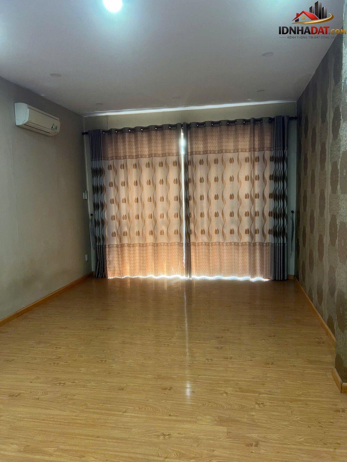 Chính chủ kẹt tiền cần bán gấp nhà MT Ba Vân – Phường cũ 14 Quận Tân Bình – Phường mới 14 – Thành phố Hồ Chí Minh – Diện tích 52m2 – Giá 13.7 tỷ