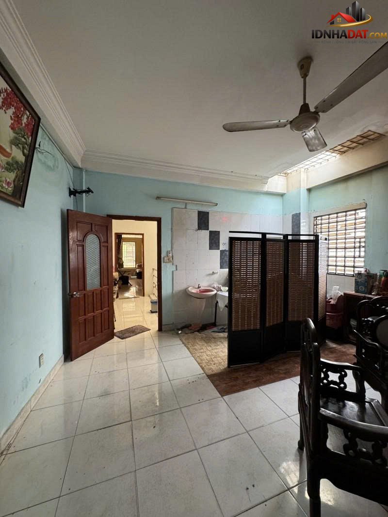 Bán nhà đất Đường Lạc Long Quân – Phường cũ 5 Quận 11 – Phường mới 5 – Thành phố Hồ Chí Minh 108m2 15.5 tỷ