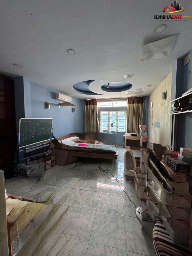 Bán nhà đất Đường Lạc Long Quân – Phường cũ 5 Quận 11 – Phường mới 5 – Thành phố Hồ Chí Minh 108m2 15.5 tỷ