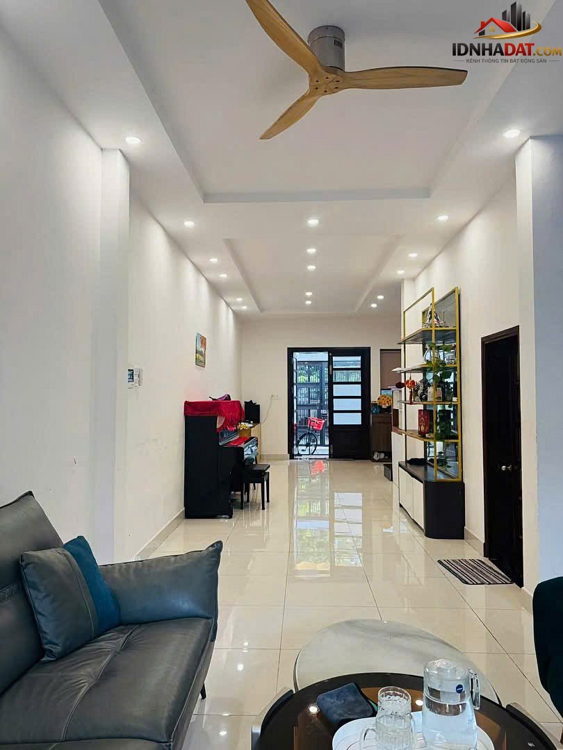 Bán biệt thự sân vườn MT đường số 6D Khu Phước Bình – Phường cũ Phước Long Quận Thủ Đức – Phường mới Phước Long – Thành phố Hồ Chí Minh 351m2 30 tỷ