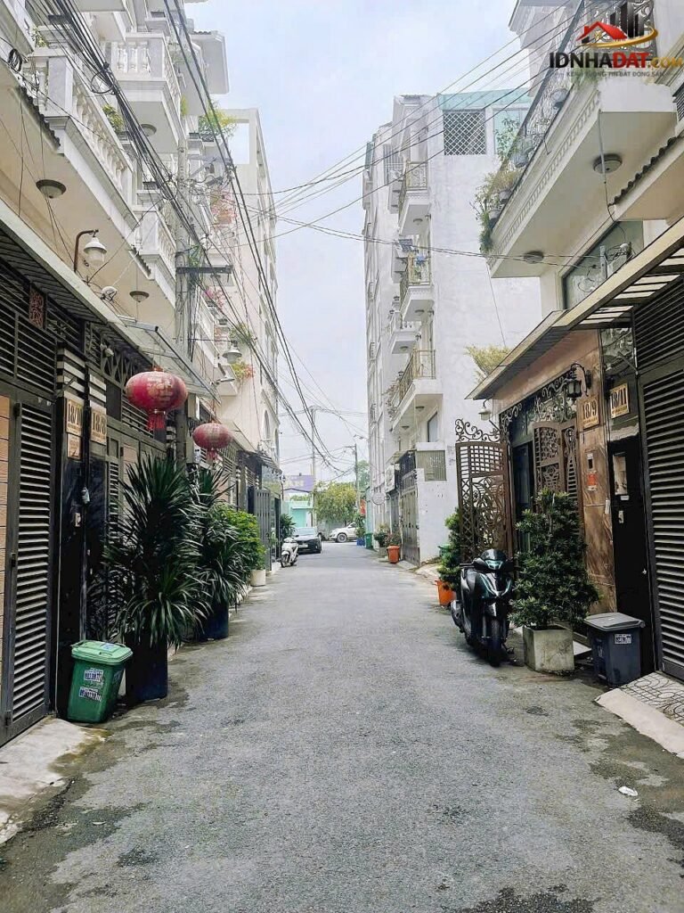 Nhà mới full nội thất ngang khủng 5.2m thang máy xịn 5tầng chỉ 7.6 tỷ Bán nhà đất Đường Chiến Lược – Phường cũ Bình Trị Đông Quận Bình Tân – Phường mới Bình Trị Đông – Thành phố Hồ Chí Minh
