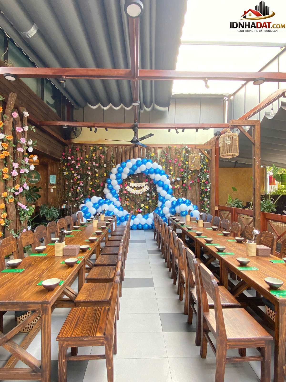 Sang nhượng quán hải sản Đường Trường Sơn – Phường cũ Hòa Hưng Quận 10 – Thành phố Hồ Chí Minh diện tích 1000m2 giá 1630000000